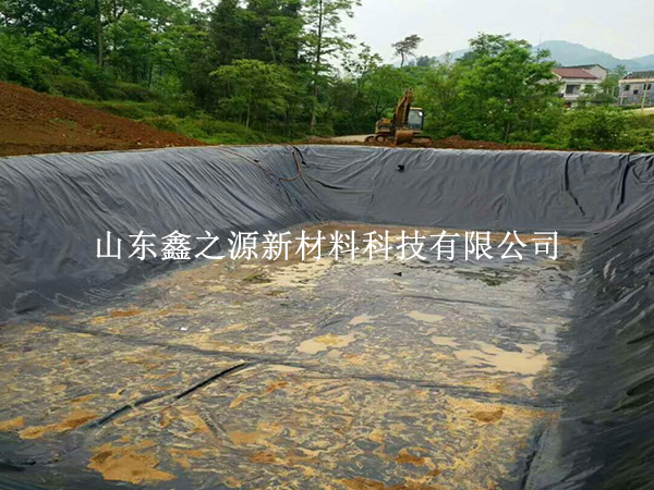 魚蝦養(yǎng)殖防滲膜如何及時修復破損問題？